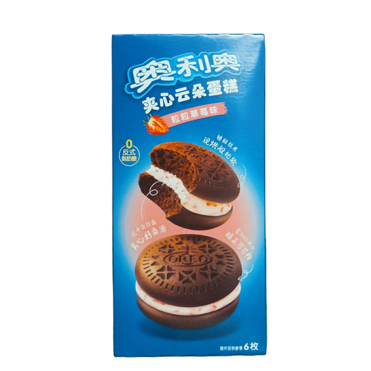 Oreo Cloud Cakes Strawberry Flavor 132g